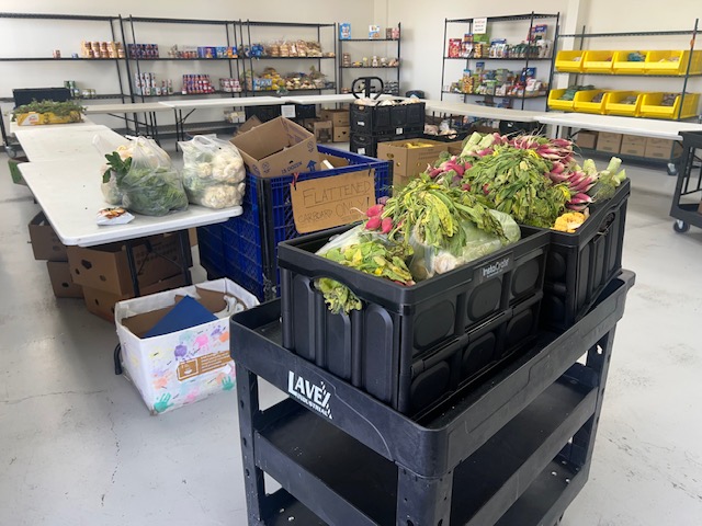 Moving food